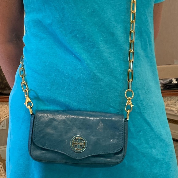 Tory Burch Handbags - Tory Burch Blue Leather Crossbody